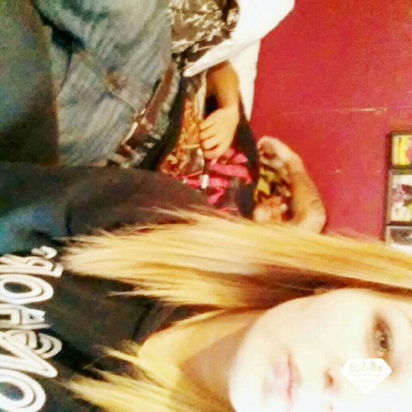 Meet your Posher, Halee - Picture 1 of 1