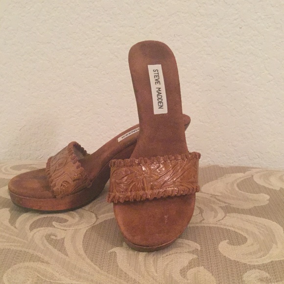 New Steve Madden Sandals