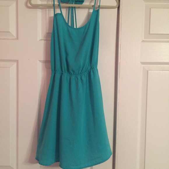 Bow dress