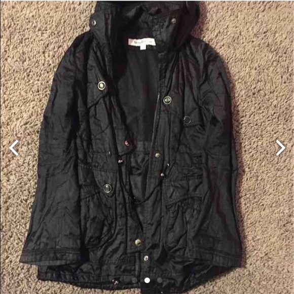 SOLD Laundry Jacket - Picture 2 of 2