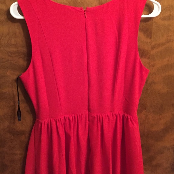 Short red dress - Picture 4 of 4