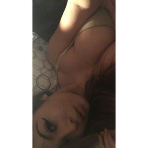 Meet your Posher, Leticia