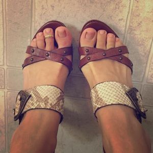 Heel platforms