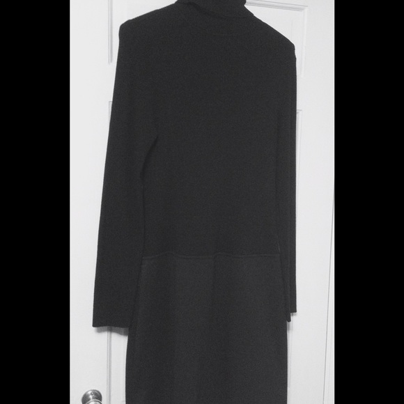 MICHAEL ~ Michael Kors T-neck dress.🆕PRICE - Picture 3 of 4