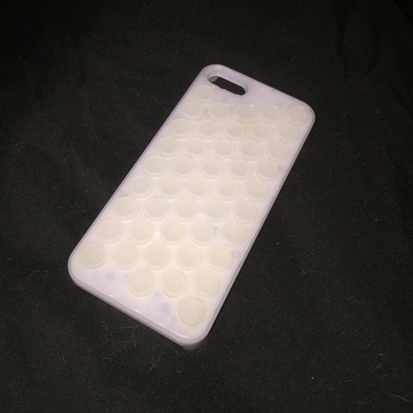 iPhone 5s case - Picture 1 of 2