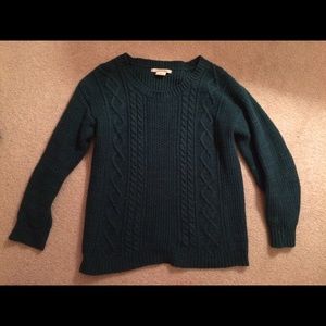 Urban outfitters hunter green cable knit sweater