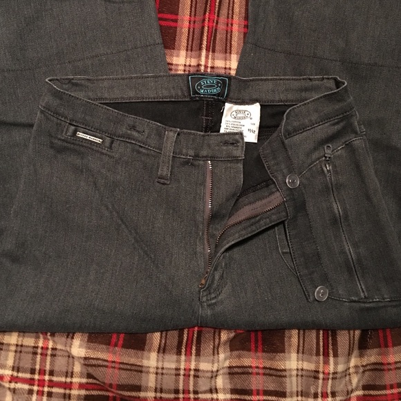 Capris - Picture 4 of 4