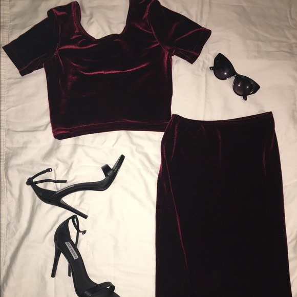 Cabernet American Apparel Velvet 2 piece set.