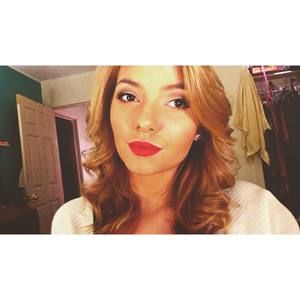 Meet your Posher, Rebecca