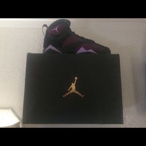 Meet your Posher, Joy