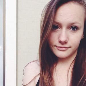 Meet your Posher, Alena