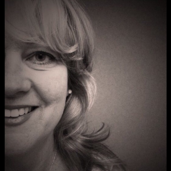 Meet your Posher, Sheri - Picture 1 of 1