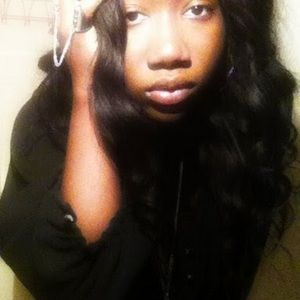 Meet your Posher, Tyeisha