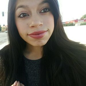 Meet your Posher, Dulce