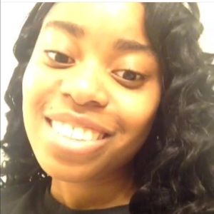 Meet your Posher, Azalia