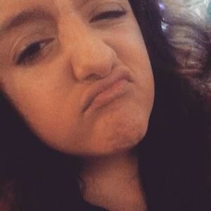 Meet your Posher, Alexia