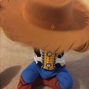 Meet your Posher, Carmen