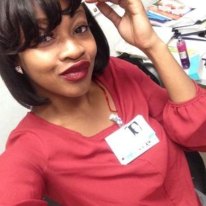 Meet your Posher, Akira