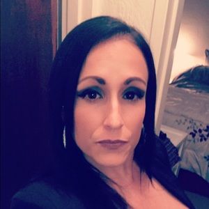 Meet your Posher, Cara