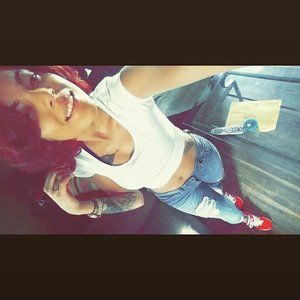 Meet your Posher, Jomanda