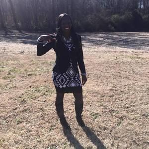 Meet your Posher, Latoya