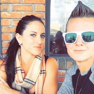 Meet your Posher, Jb