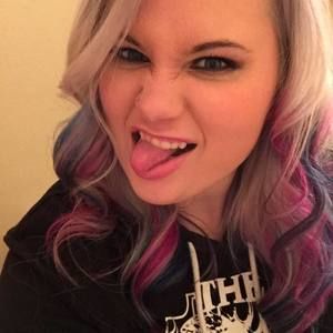 Meet your Posher, Kylee