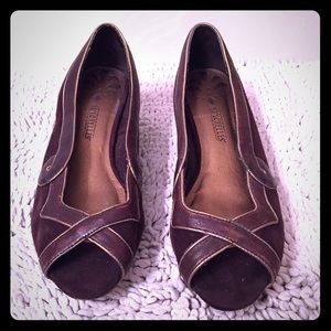 Seychelles Brown/gold wedge shoes size 8