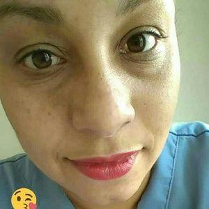 Meet your Posher, Mariely