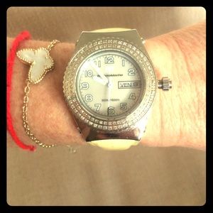 Watch Technomarine diamond bezel & pearl face
