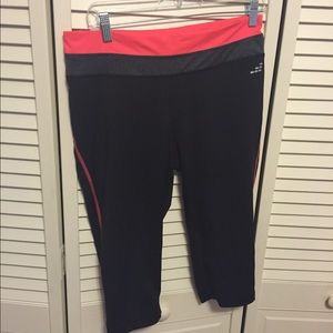 Running crop pants
