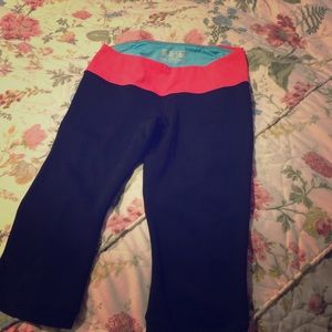 New Balance Black Yoga Capri Leggings