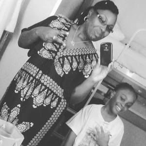 Meet your Posher, Marissa