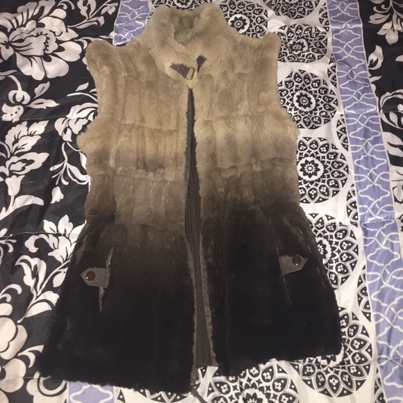 Love Token rabbit fur vest