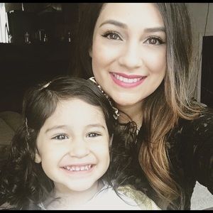 Meet your Posher, Angela