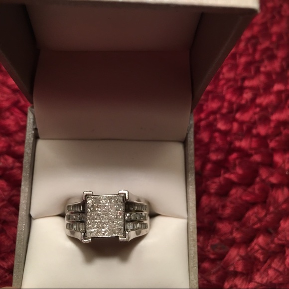 Diamond ring - Picture 4 of 4