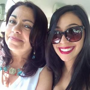 Meet your Posher, Julia