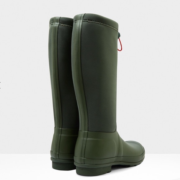 Hunter neoprene rain boots in olive green. size 6 - Picture 3 of 4