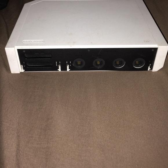 Wii - Picture 3 of 4