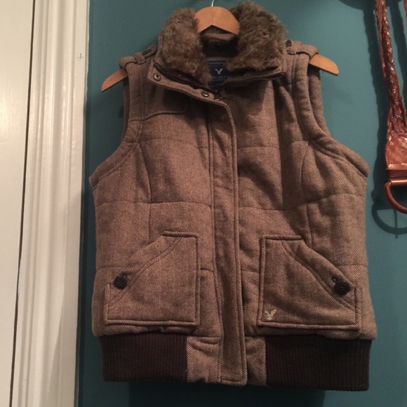 American Eagle Vest