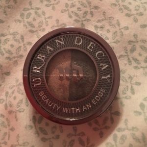 Urban Decay Eyeshadow Duo