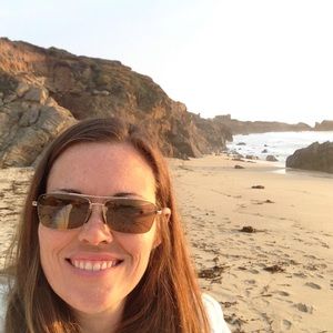 Meet your Posher, Monica