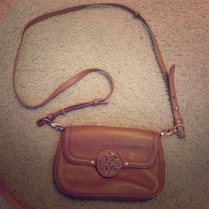 Tory Burch cross body. Worn a few times