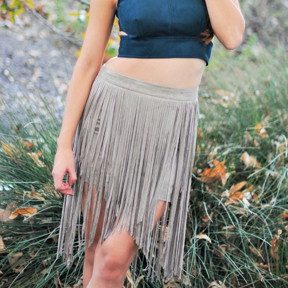 Fringe skirt - Picture 2 of 4