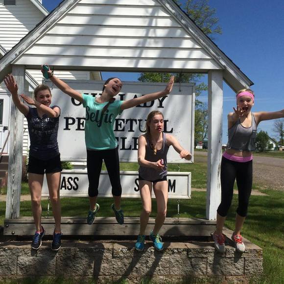 Meet your Posher, Dani - Picture 1 of 1