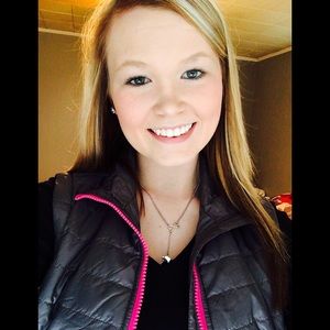 Meet your Posher, Destiny