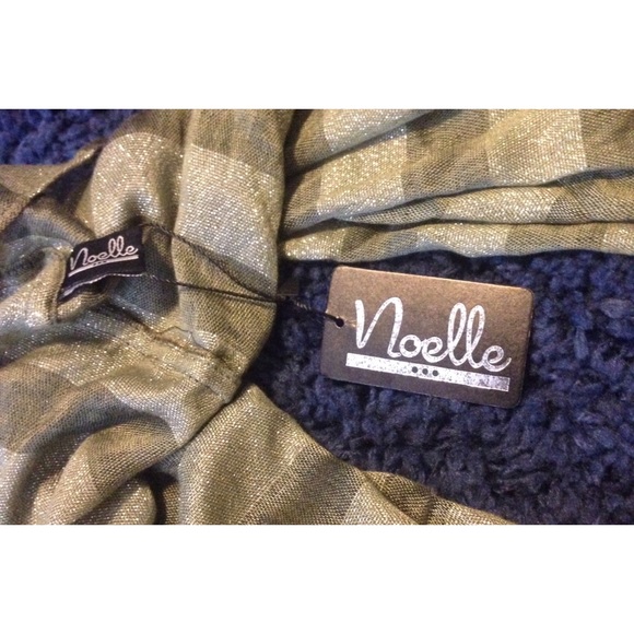 NWT Infinity Scarf - Picture 2 of 2