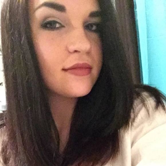 Meet your Posher, Brittany - Picture 1 of 1