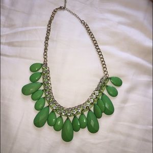 Green Jeweled necklace
