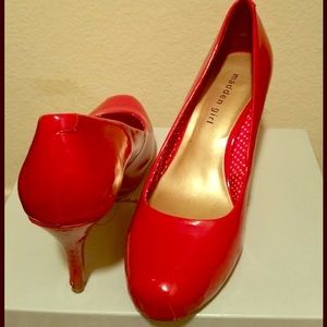 Madden Girl (Steve Madden) Red Pumps Size 8